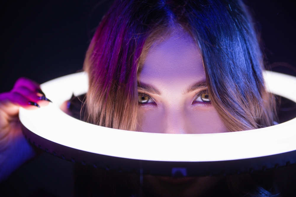 shutterstock 2123239343